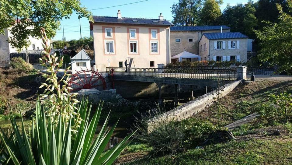 Gite Du Domaine De La Forge Boncourt-Sur-Meuse Exterior photo